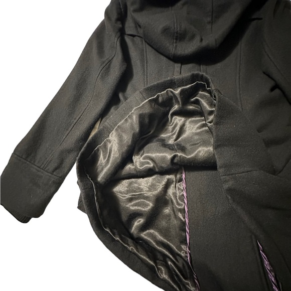 Ellabee. Fall Wool Peacoat - Picture 9 of 10